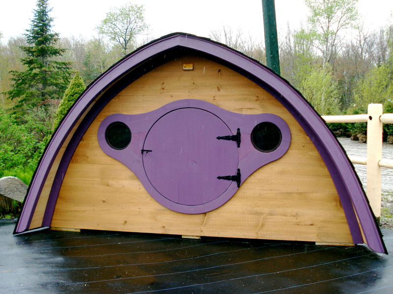 Illustration for article titled For $3000, you too can live in a Hobbit hole